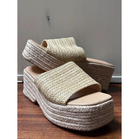 Undefined Shoes - Womens Wedge Sandals 7.5 EUC Braided Straw Platform Slide Mules Beige